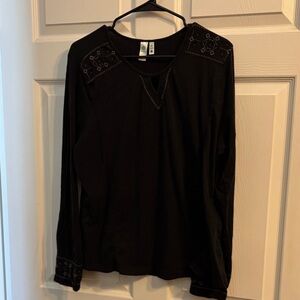 Aventura Black Embroidered Women's Blouse